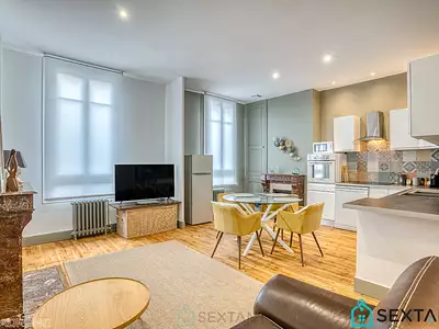 Maison, 255 m²
