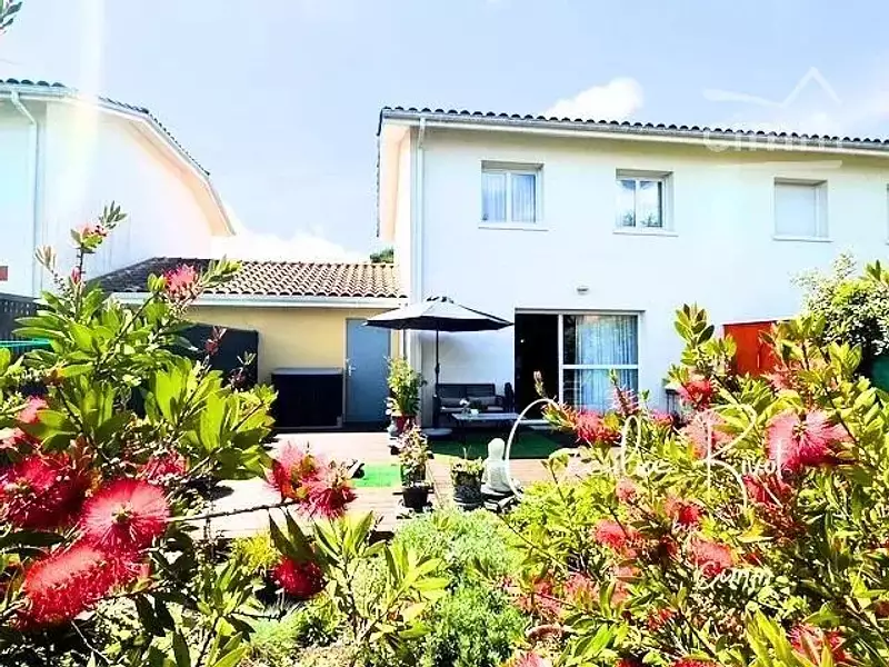 Maison, 83 m²