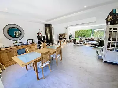 Maison, 178 m²