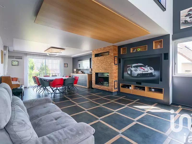 Maison, 215 m²