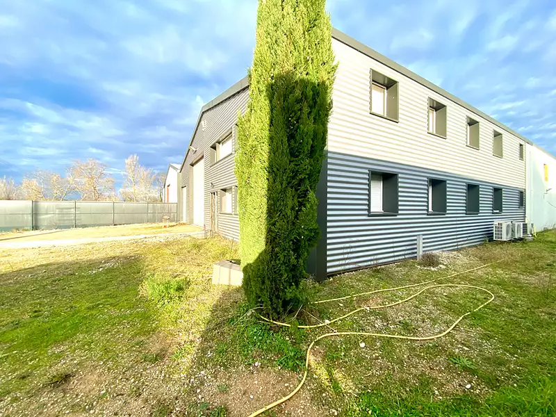 Maison, 681,61 m²