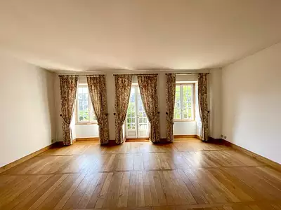 Maison, 235 m²