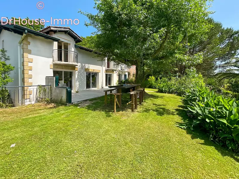 Maison, 180 m²