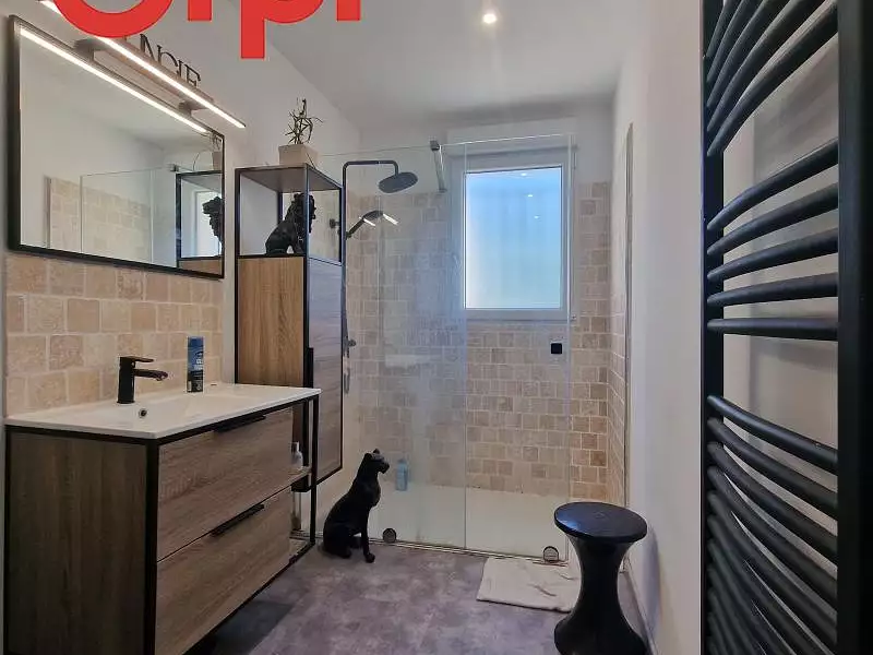 Maison, 75 m²