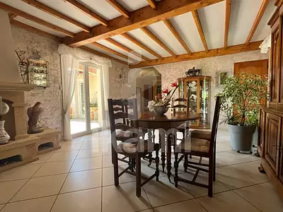 Maison, 146 m²