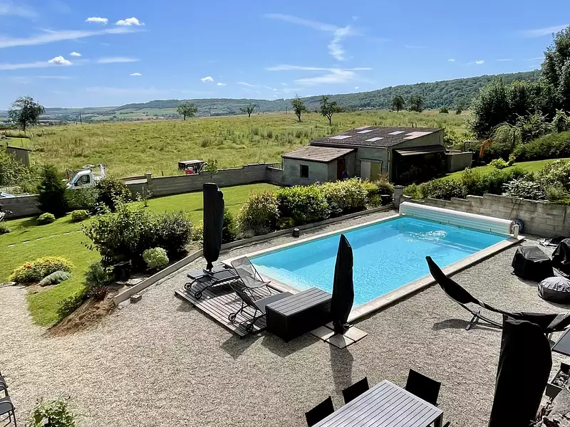 Maison, 174 m²