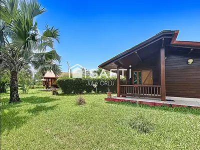 Maison, 260 m²