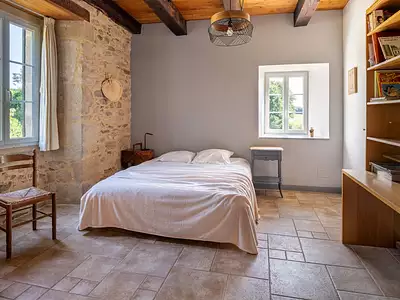 Maison, 590 m²