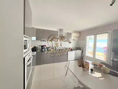 Maison, 180 m²