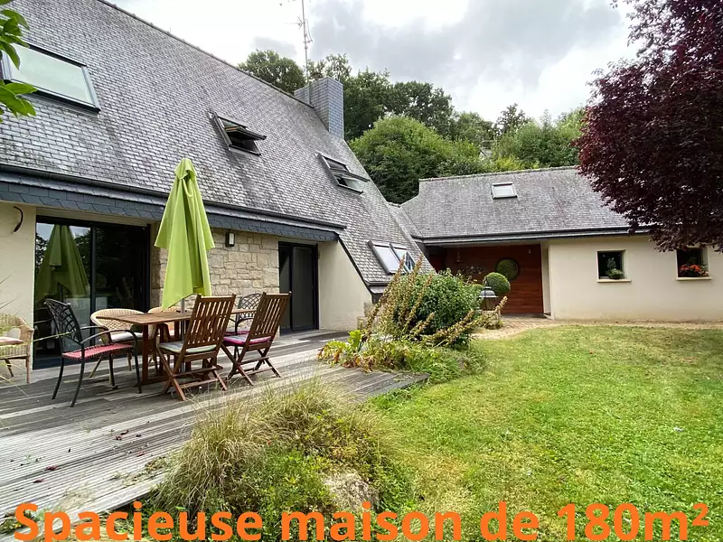 Maison, 180 m²