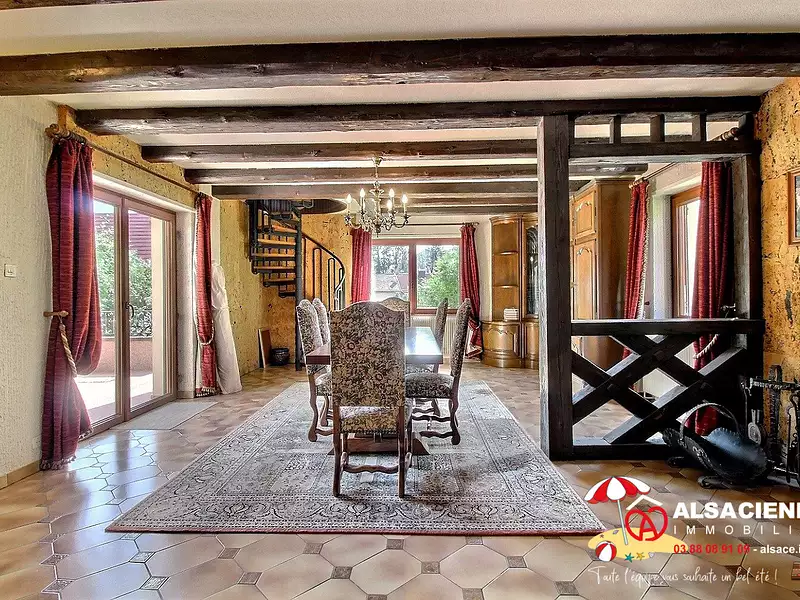 Maison, 253,13 m²