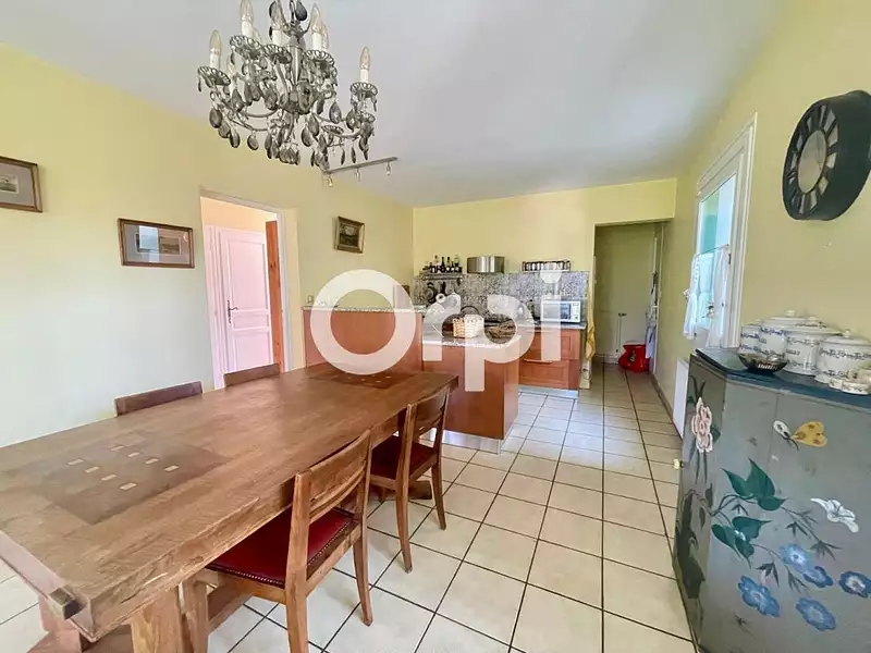 Maison, 137 m²