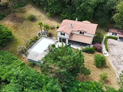 Maison, 220 m²