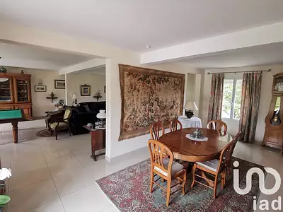 Maison, 242 m²