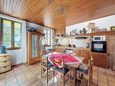 Maison, 179 m²