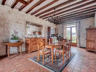 Maison, 168 m²