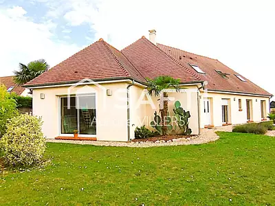 Maison, 242 m²