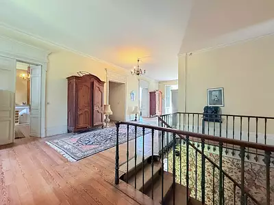 Maison, 840 m²