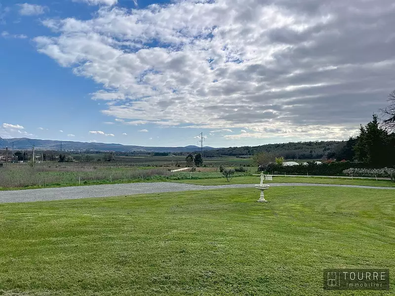 Maison, 559 m²