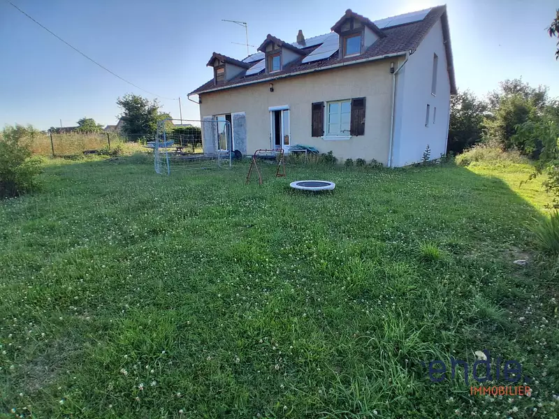Maison, 162 m²