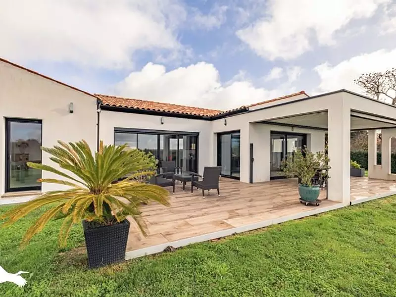 Maison, 237 m²