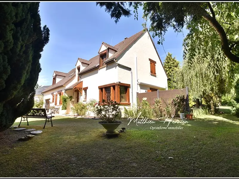 Maison, 185 m²