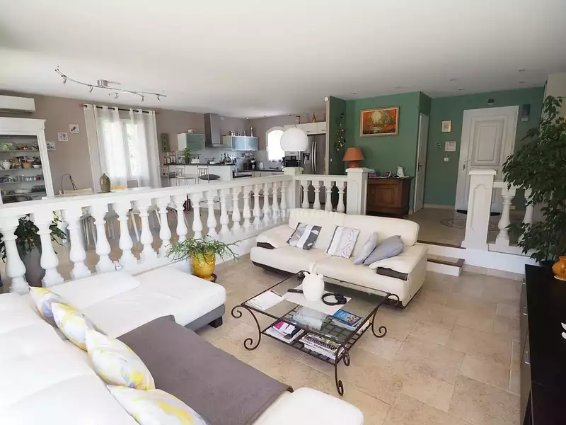 Maison, 147 m²