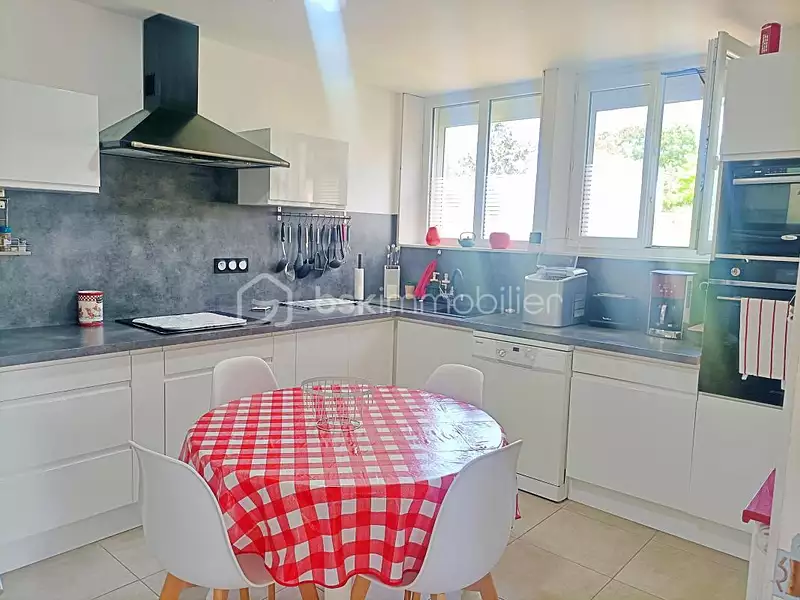 Maison, 140 m²