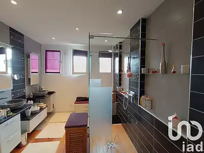 Maison, 264 m²