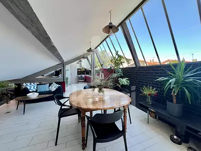 Maison, 210 m²