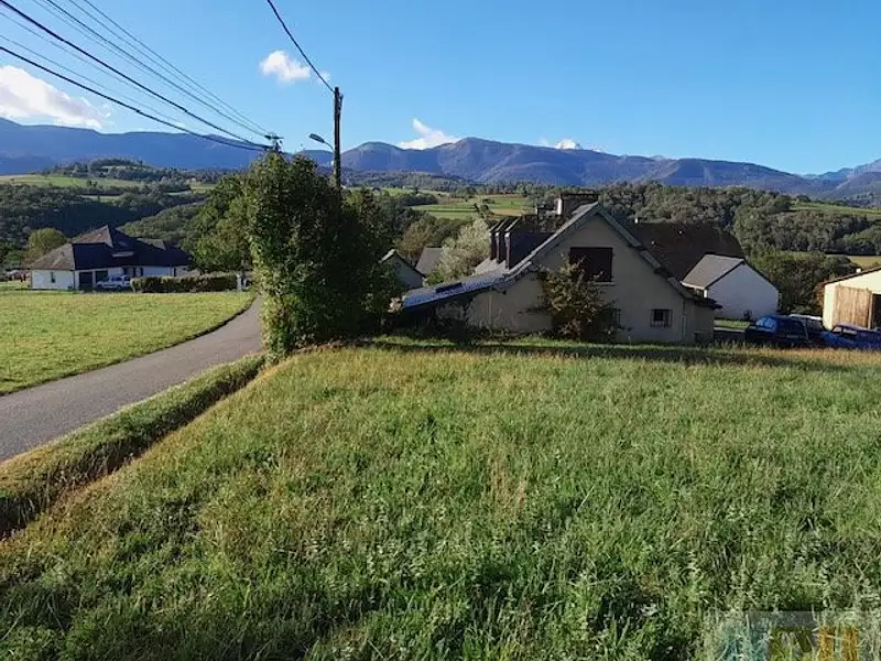 Terrain, 1 348 m²