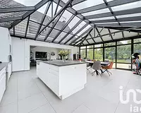 Maison, 221 m²