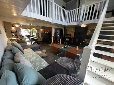 Maison, 235 m²