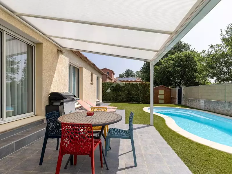 Maison, 92 m²