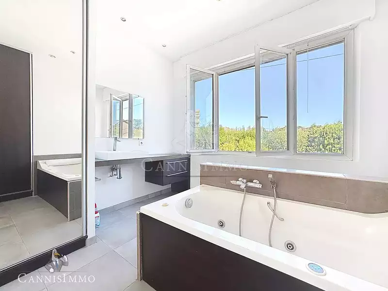 Appartement, 214 m²