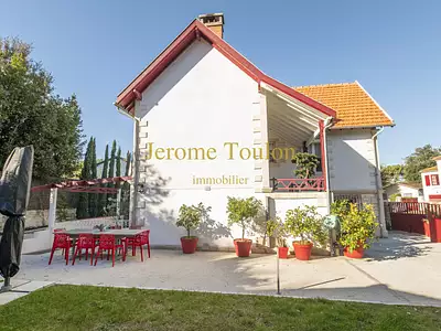 Maison, 157 m²