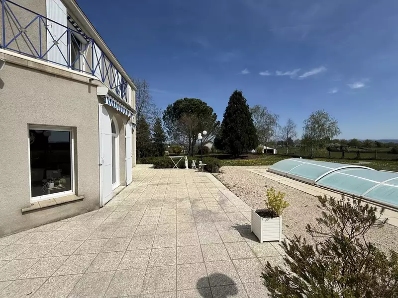 Maison, 240 m²
