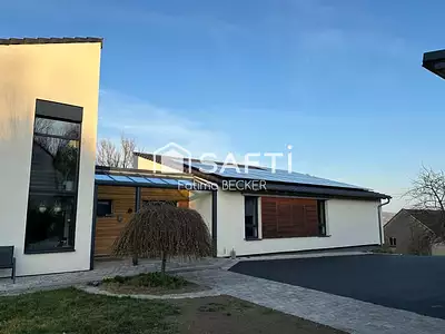 Maison, 255 m²