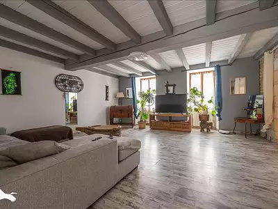 Maison, 166 m²