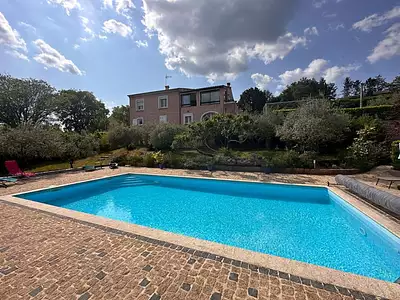 Maison, 195 m²