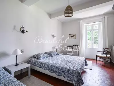Maison, 350 m²