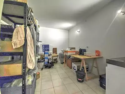 Immeuble, 200 m²