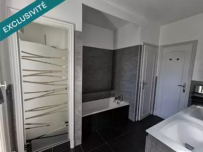 Maison, 300 m²