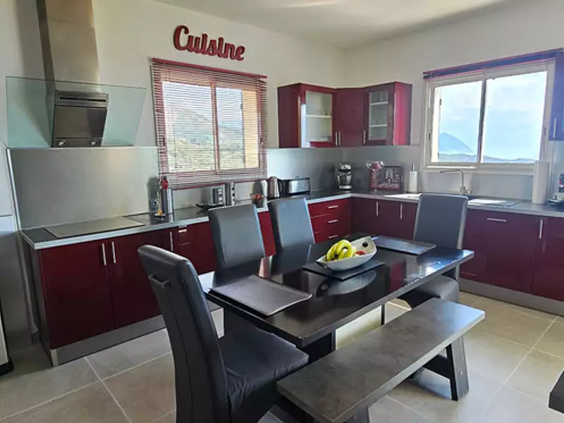 Maison, 170 m²