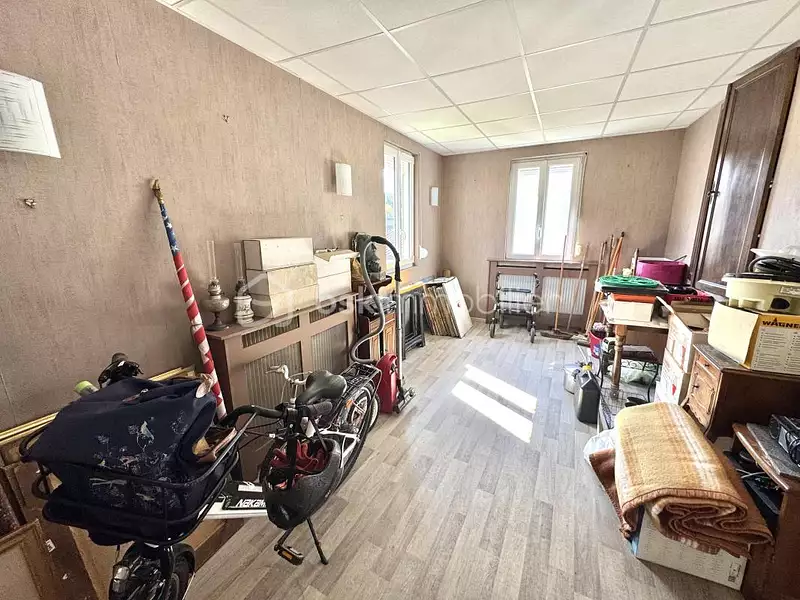 Immeuble, 140 m²