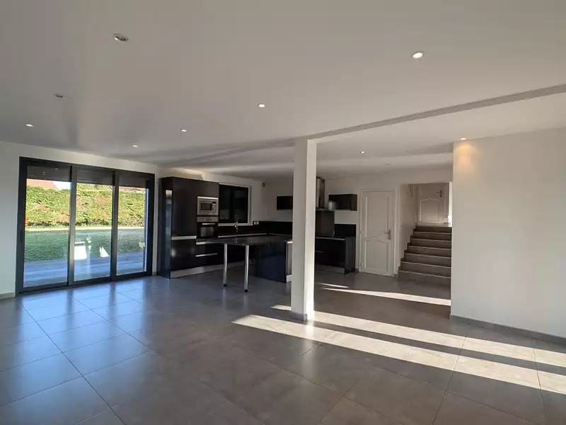 Maison, 200 m²
