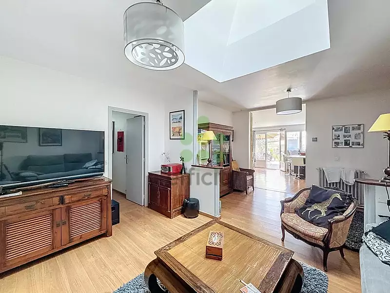 Maison, 220 m²
