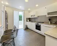 Maison, 180 m²