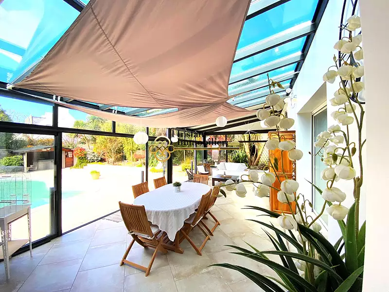 Maison, 225 m²