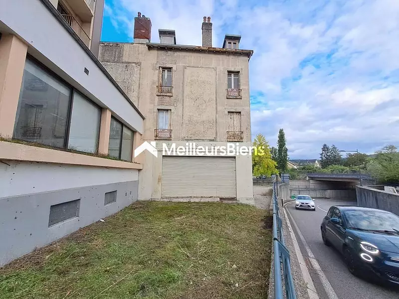 Immeuble, 341 m²